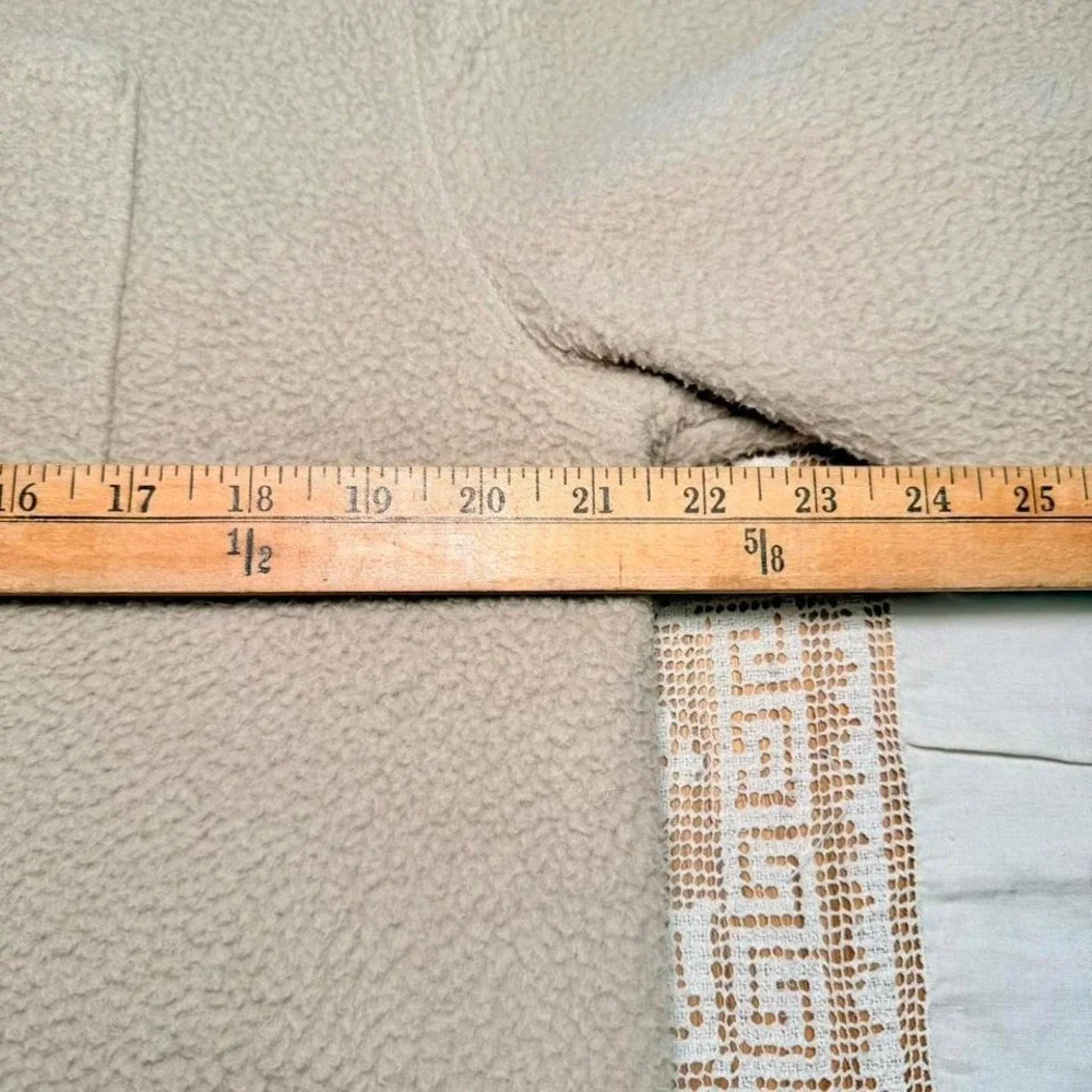 GAP beige sherpa